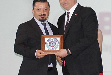 Kalite ve Başarı Sempozyumu'nda etkinlik sponsoru olarak yerimizi aldık.