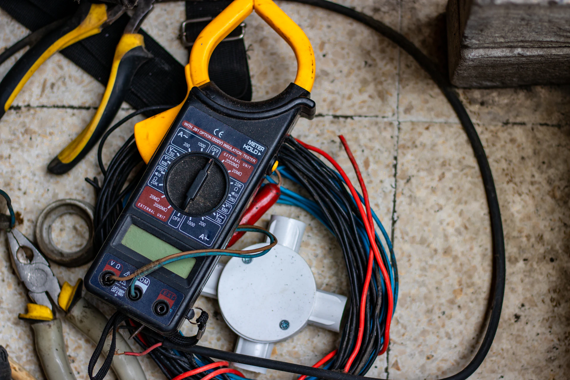 Elektrik altyapısında ölçüm ve doğrulama çalışması
